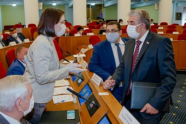 Депутаты приняли законы в поддержку бизнеса